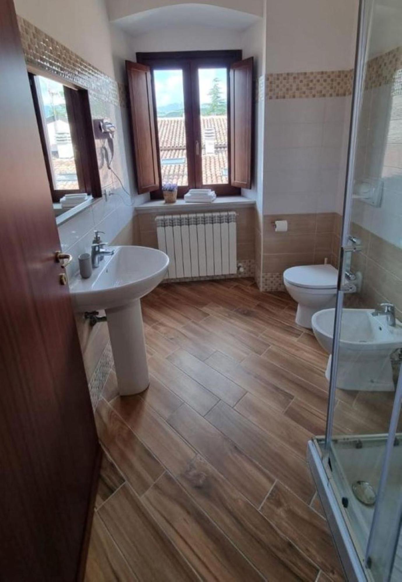 Ferienwohnung Antica Dimora San Crisante - Centro Storico LʼAquila Exterior foto