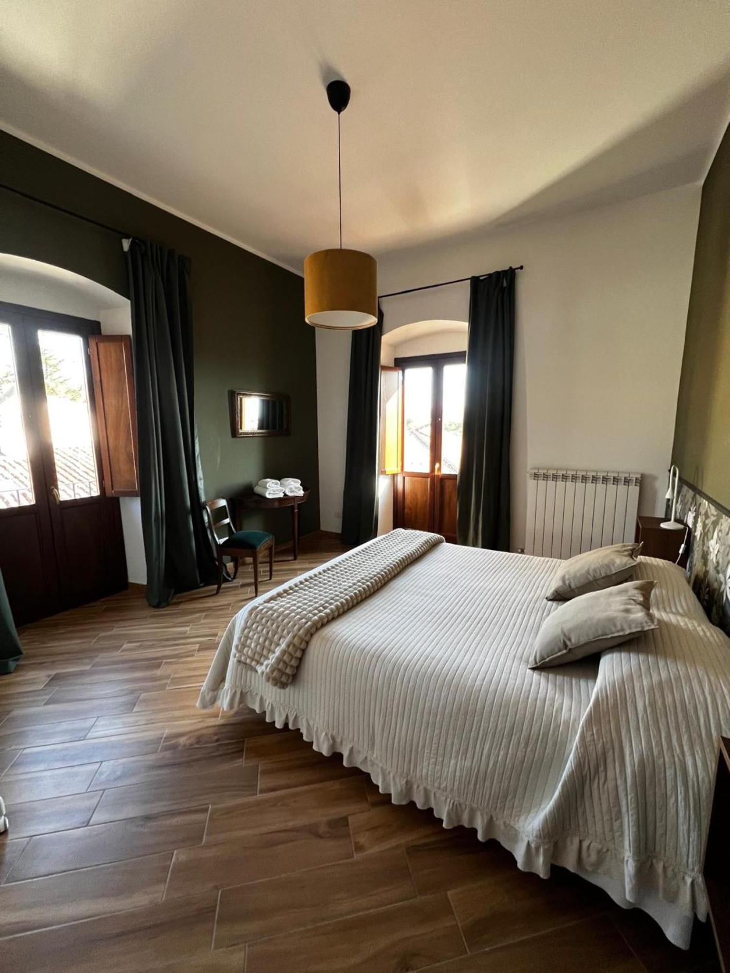 Ferienwohnung Antica Dimora San Crisante - Centro Storico LʼAquila Exterior foto